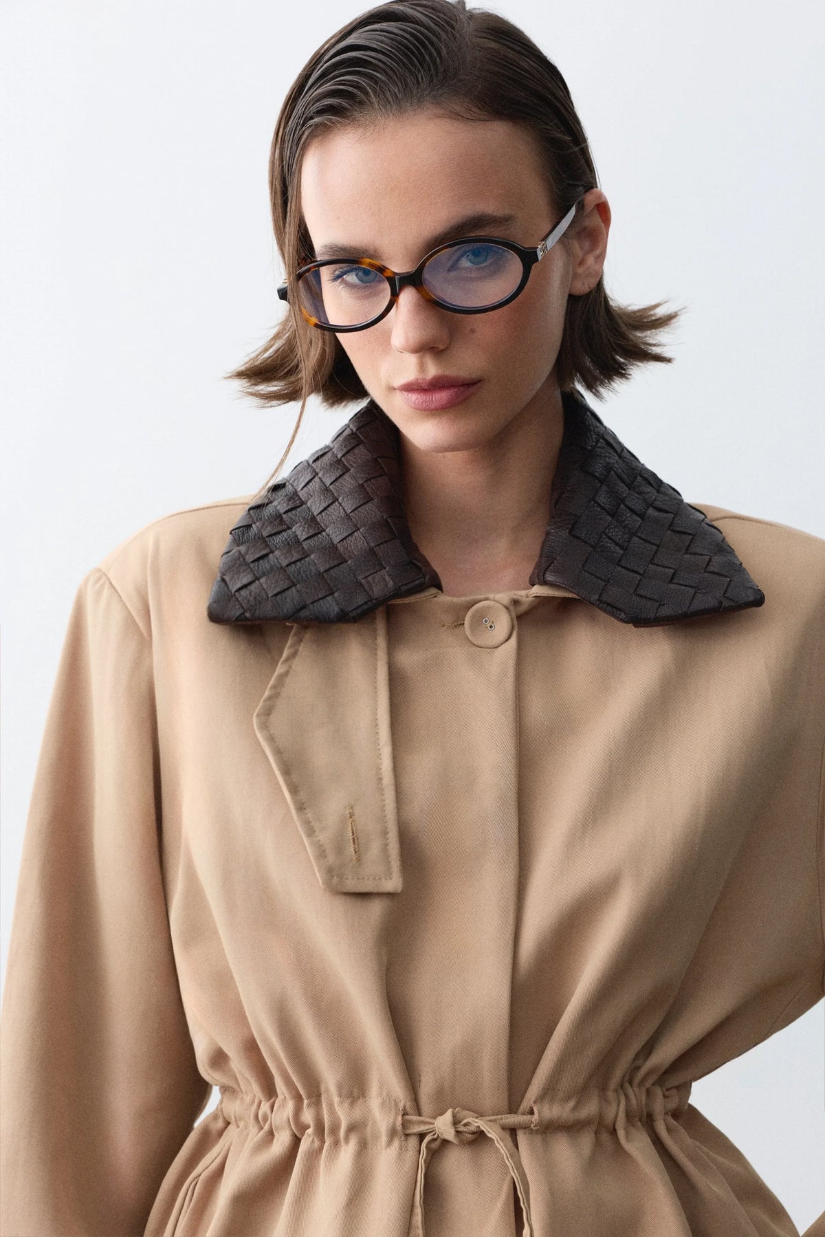 Milena Deri Yakalı Trench-Camel - LE PORTRÉ